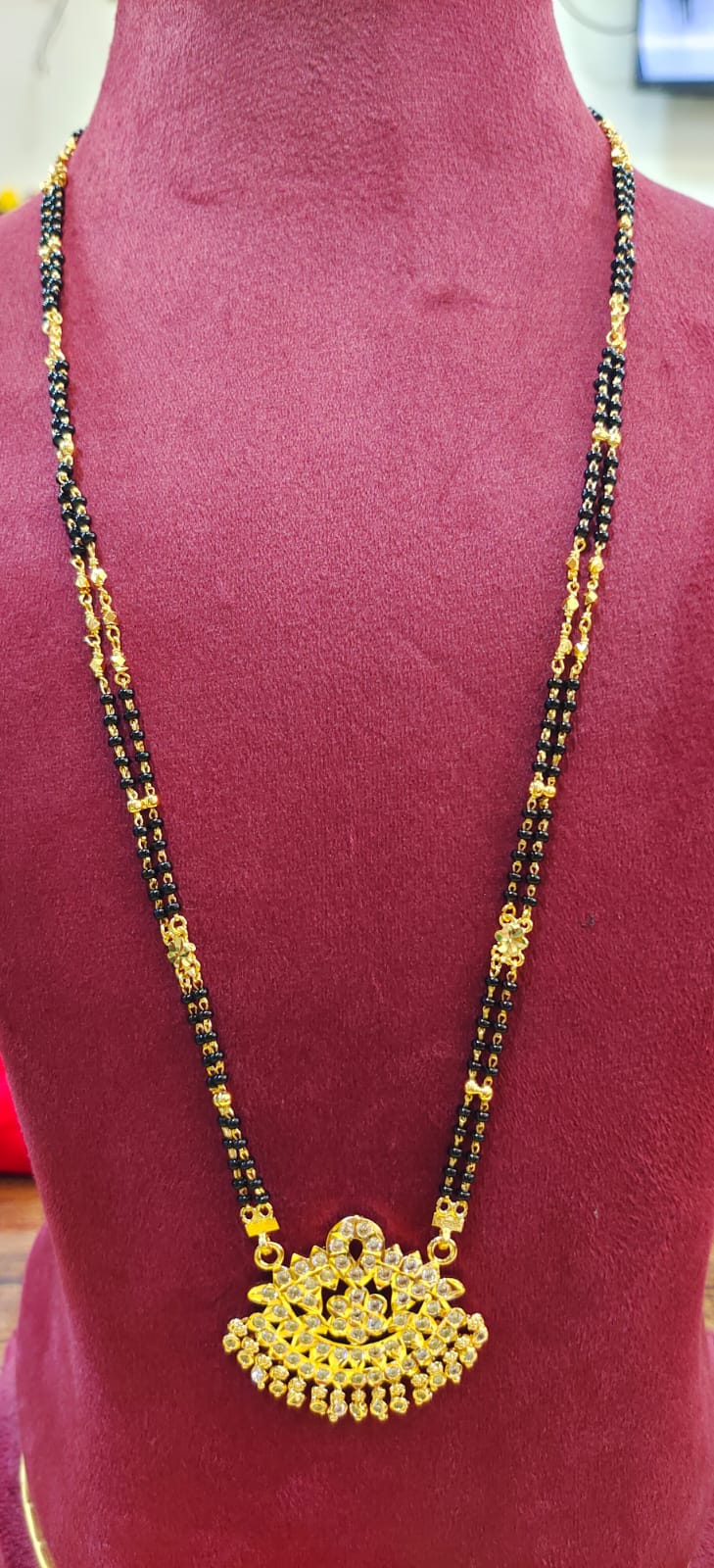 LONG PANCHALOHA BLACK BEEDS WITH DOLLAR