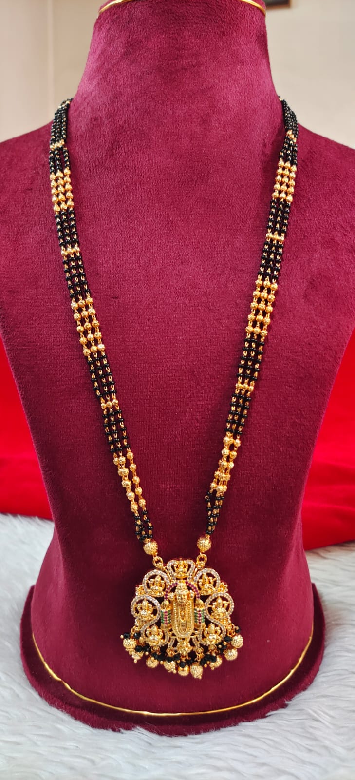 Panchaloham 3 line long black beeds