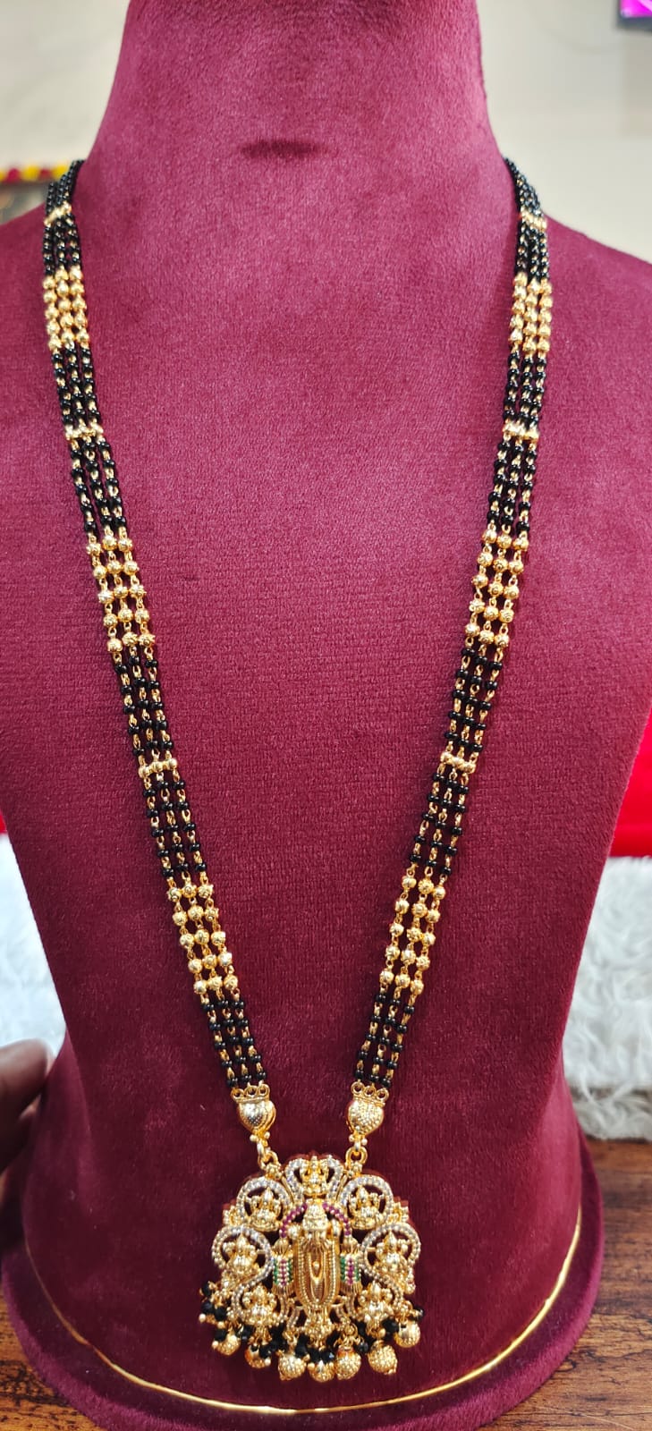 Panchaloham 3 line long balck beeds