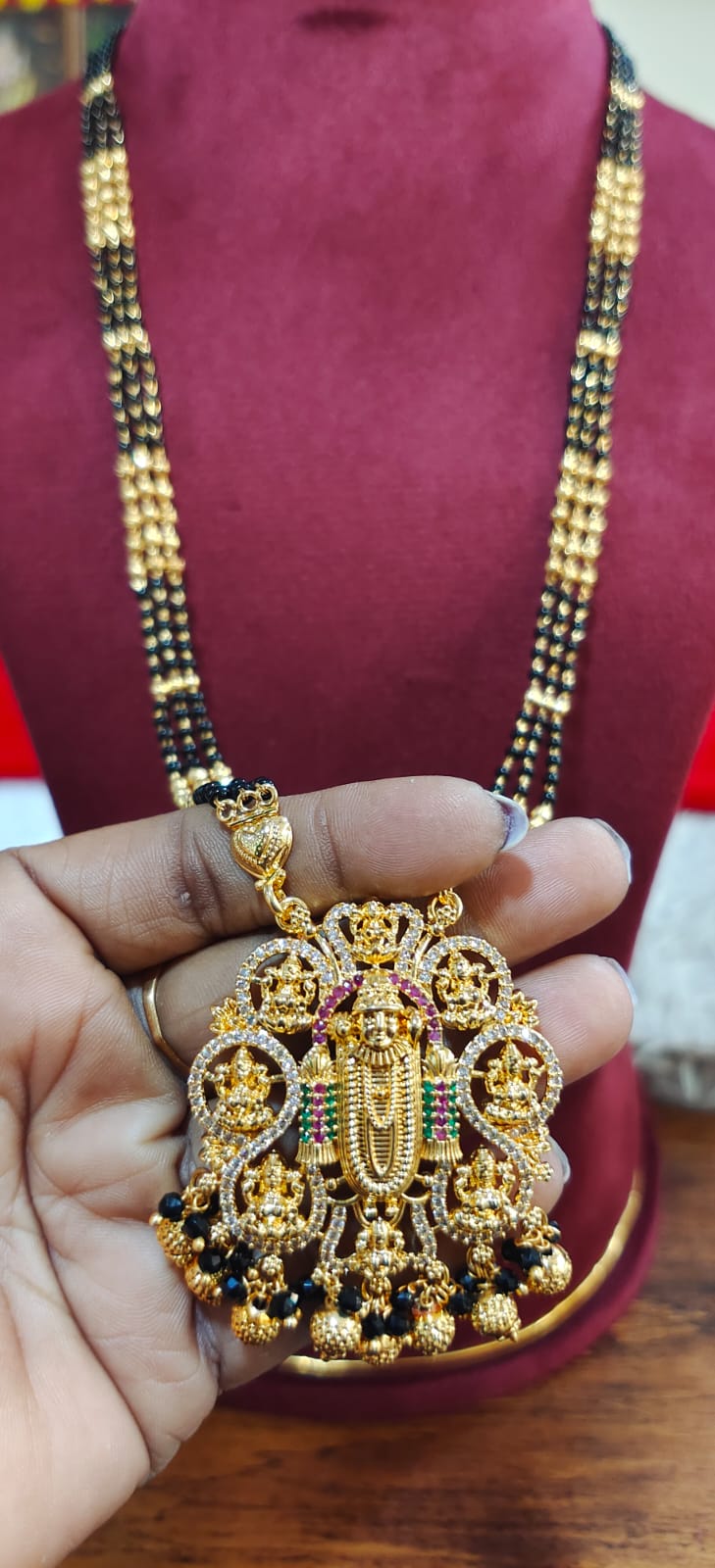Panchaloham 3 line long balck beeds