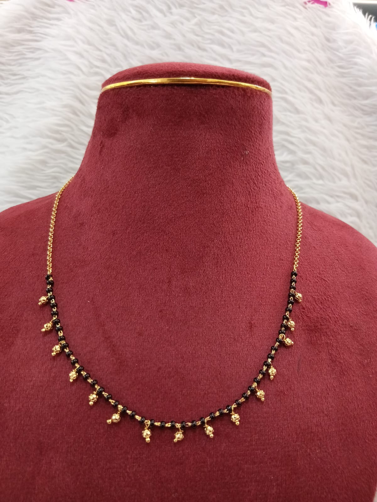Panchaloham short black beads