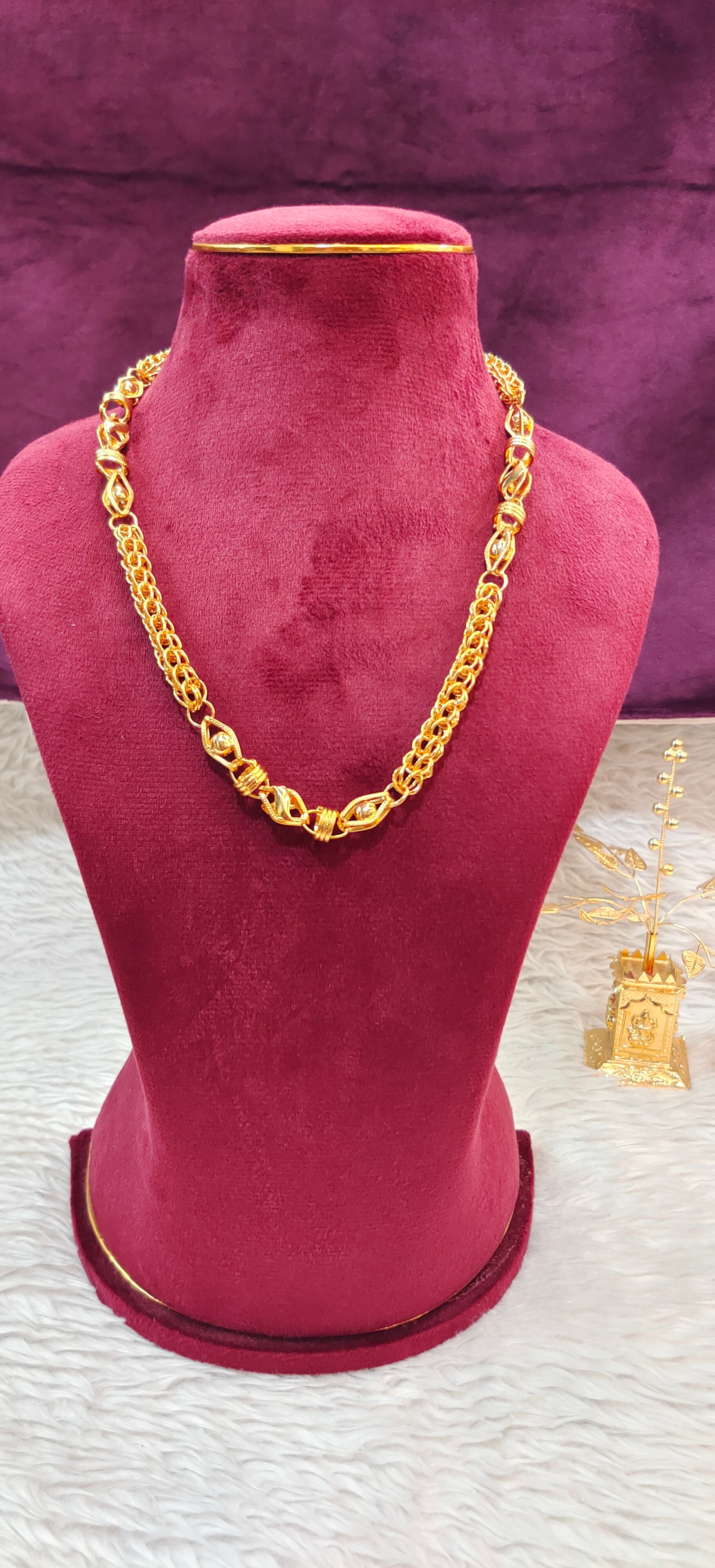 Panchaloham with gold polish gents chain